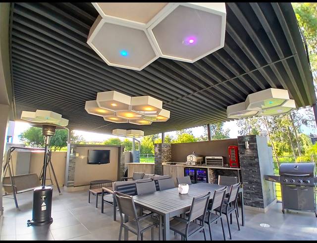 4 BEDROOM GOLF ESTATE FOR SALE IN BLUE VALLEY GOLF ESTATE